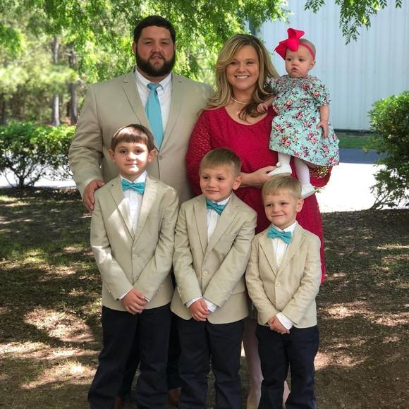 Meet your Posher, Heather - Picture 1 of 1